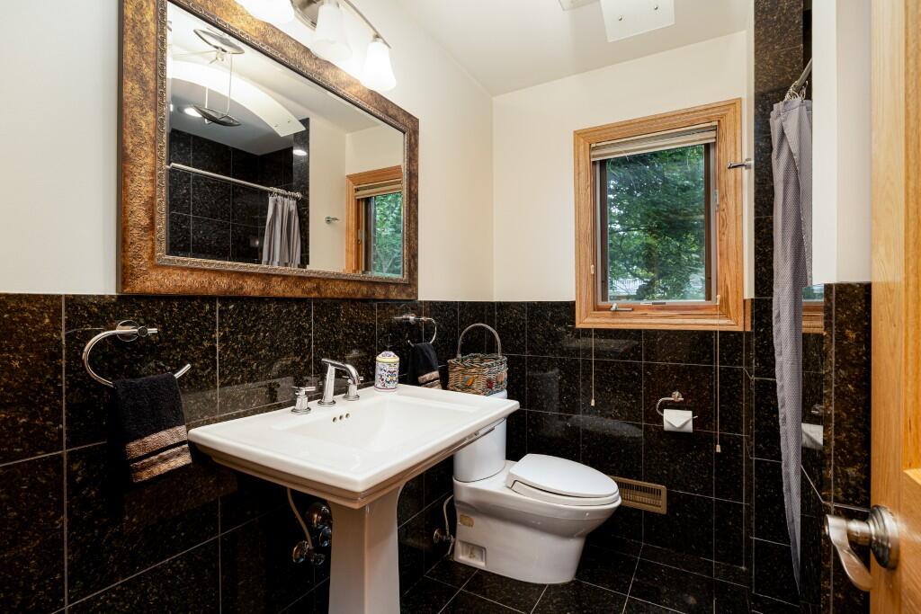 2135 Tuomy Road Property Photo 25