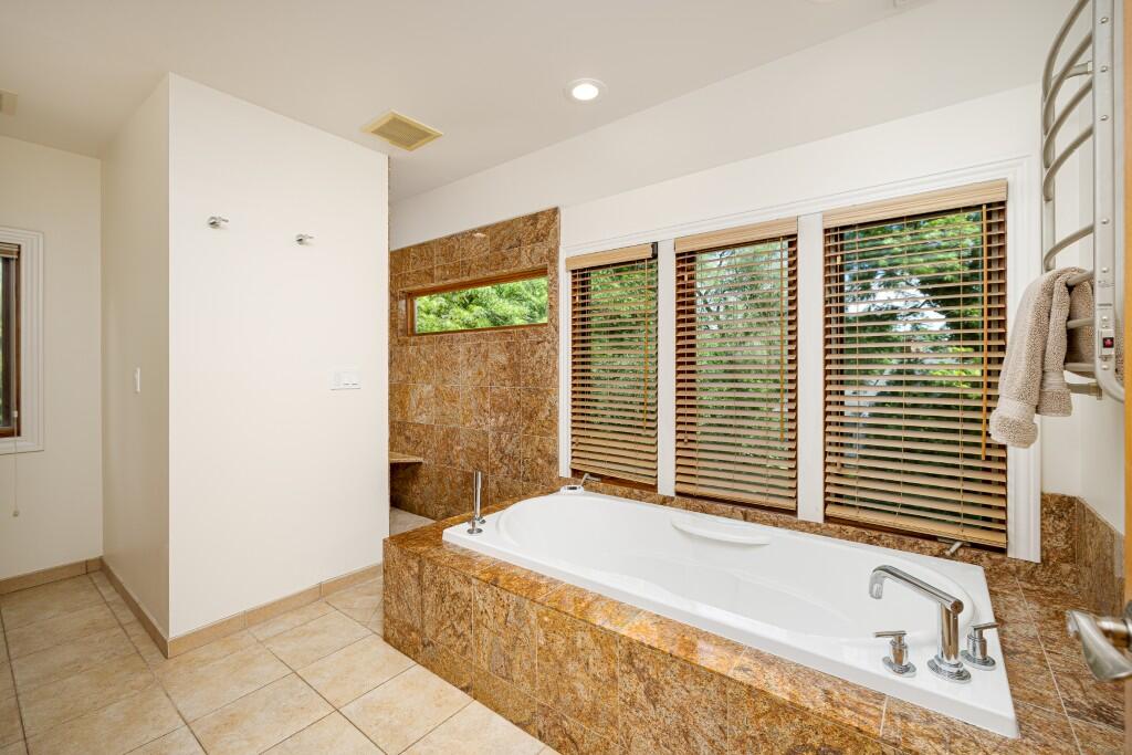 2135 Tuomy Road Property Photo 36