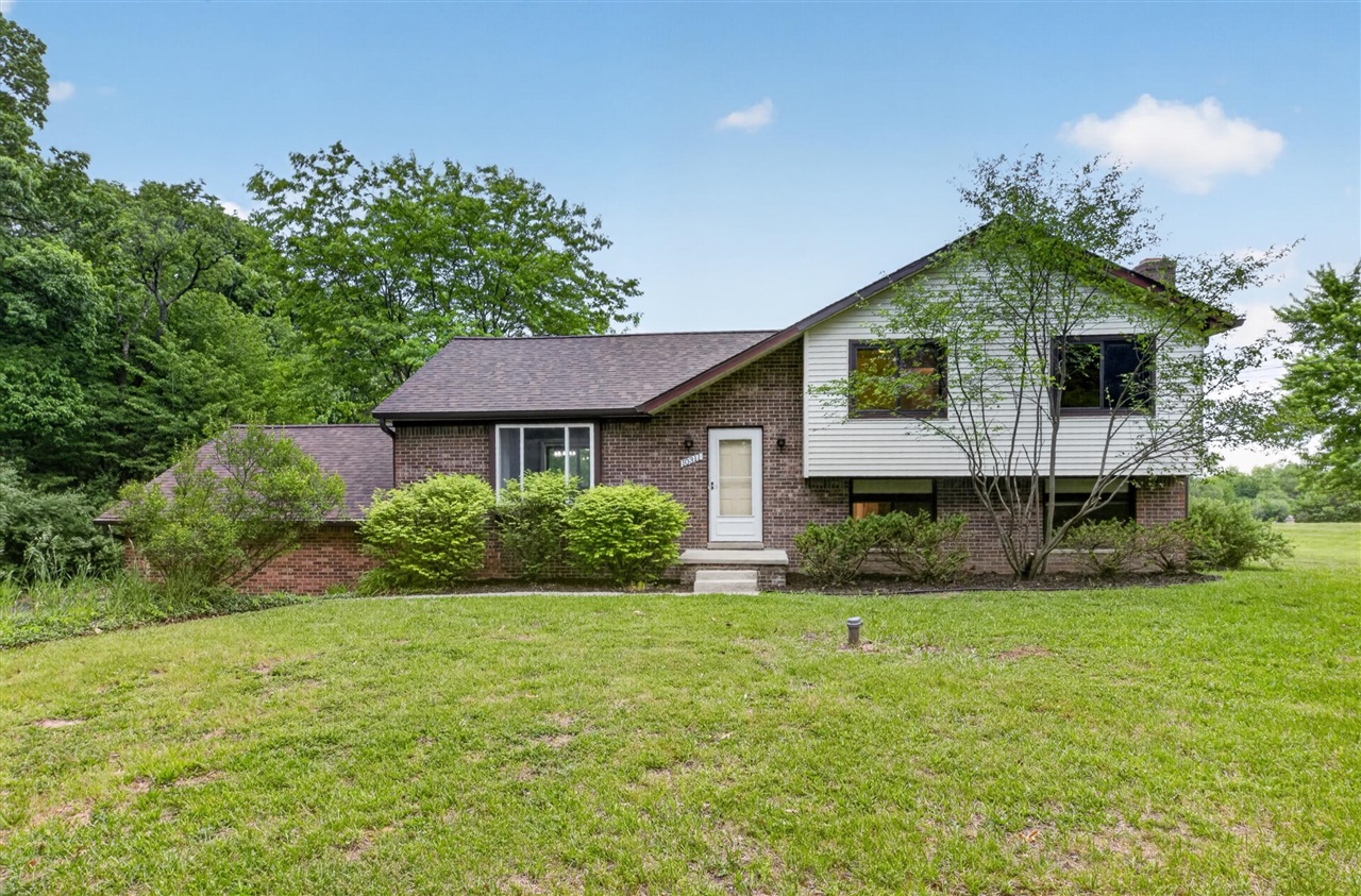10311 Warner Road Property Photo 1