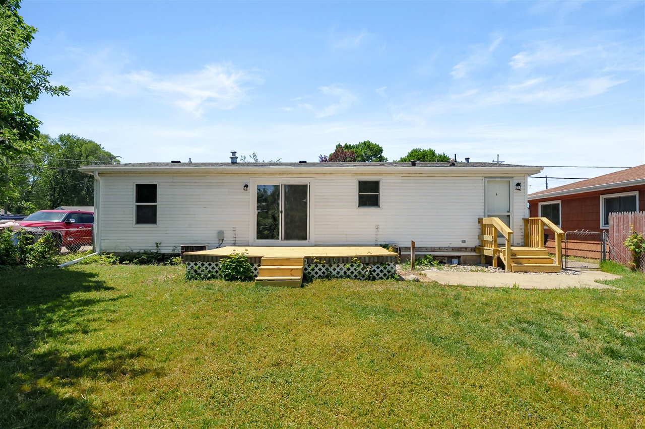 529 Riverside Drive Property Photo 33