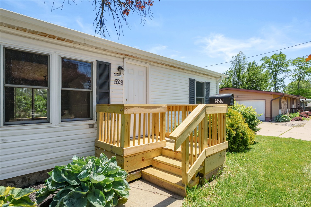 529 Riverside Drive Property Photo 35