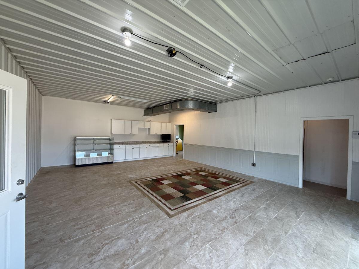 65994 M 43 Property Photo 8