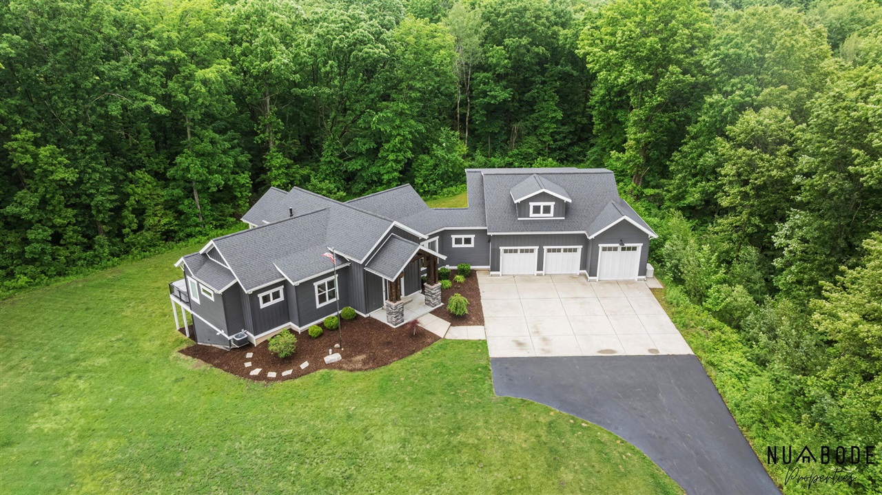 1497 10 Mile Road Property Photo 1