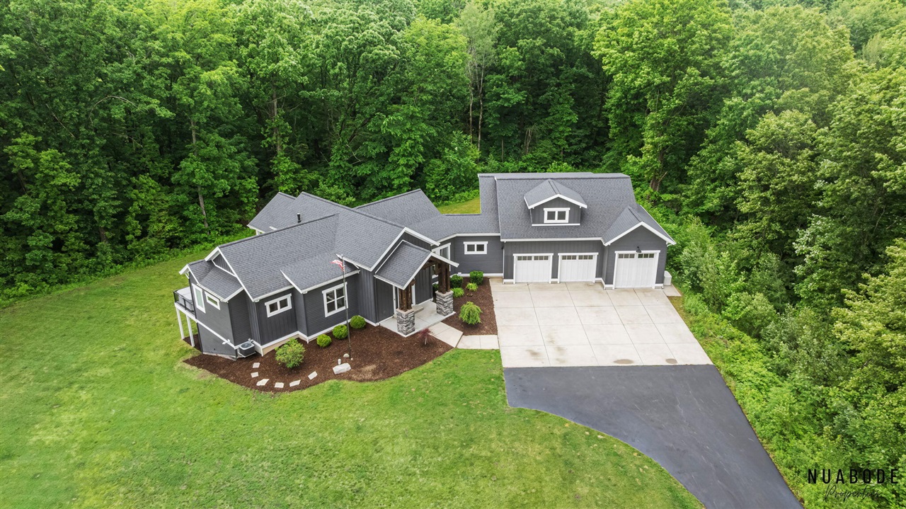 1497 10 Mile Road Property Photo 1