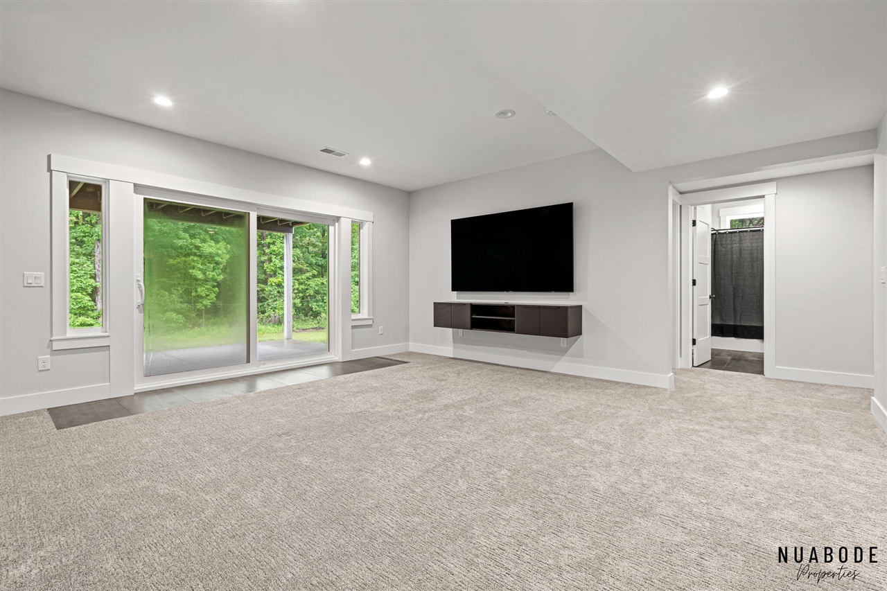 1497 10 Mile Road Property Photo 68