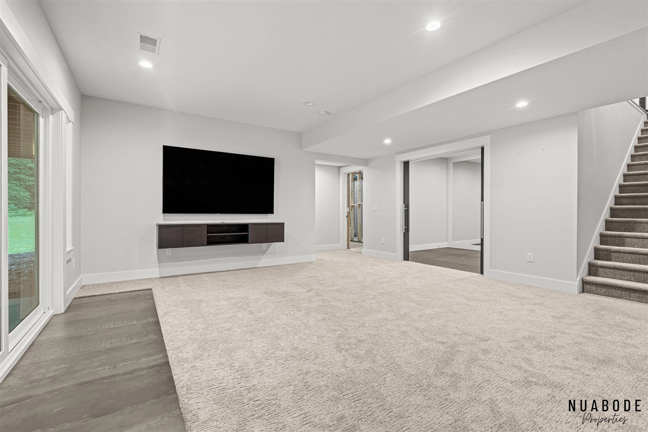 1497 10 Mile Road Property Photo 69