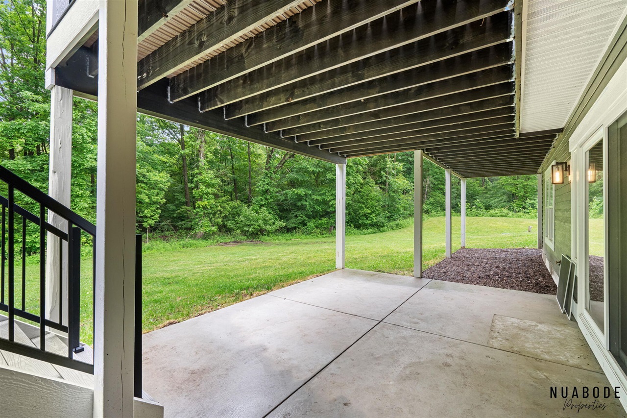 1497 10 Mile Road Property Photo 96