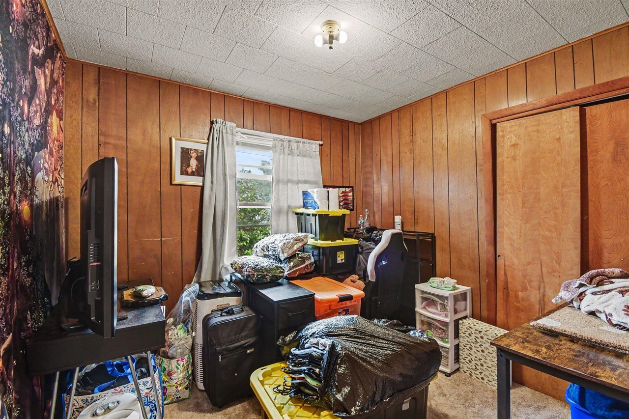 561 Pembroke Drive Property Photo 10