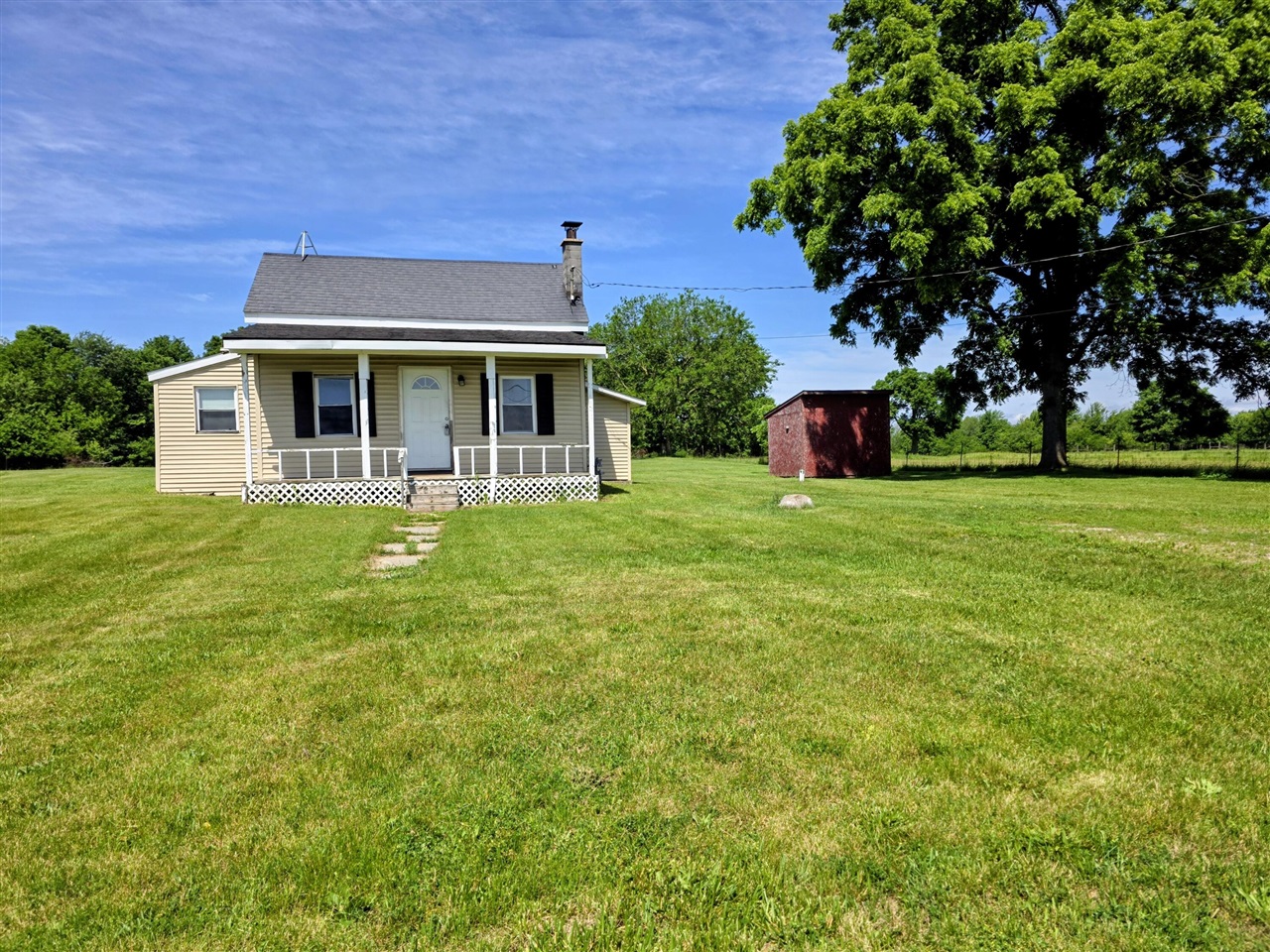1252 Railroad Road Property Photo 1