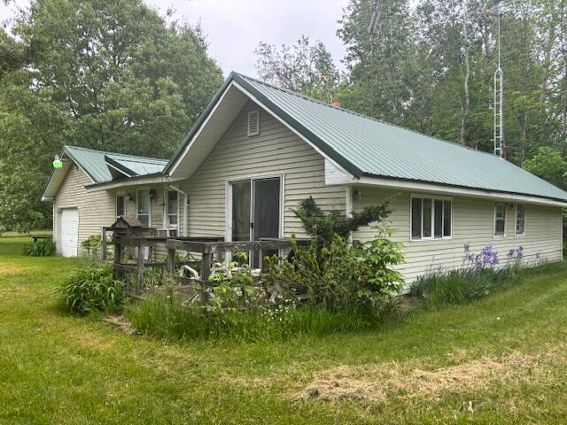 4779 3rd Street Property Photo 2