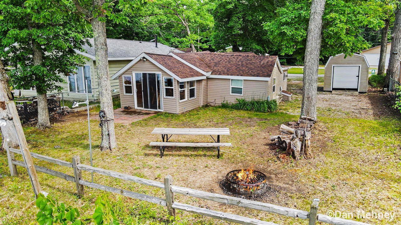 5539 Front Street Property Photo 1
