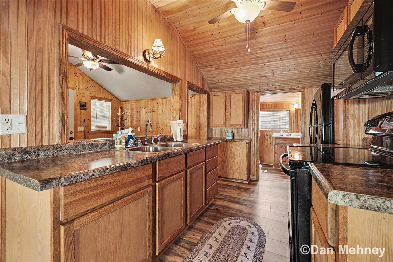 5539 Front Street Property Photo 13