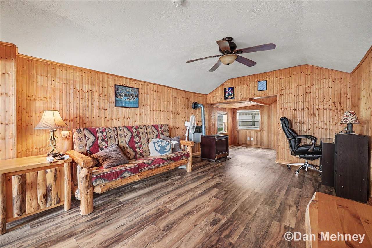 5539 Front Street Property Photo 19