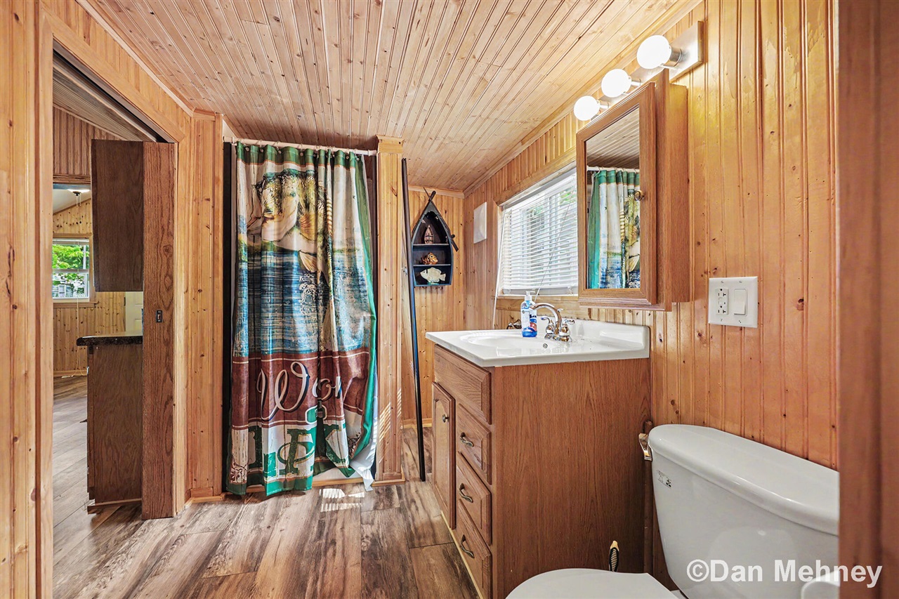 5539 Front Street Property Photo 22