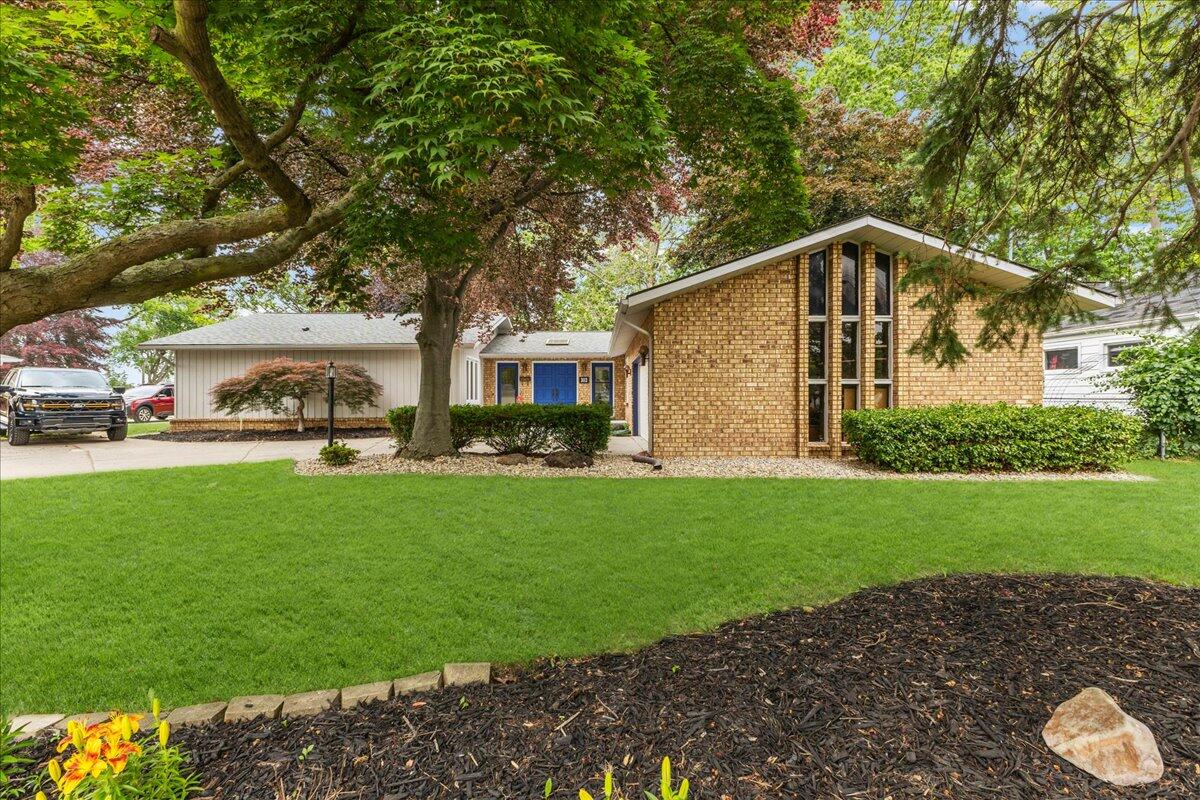 303 E Huron River Drive Property Photo 1