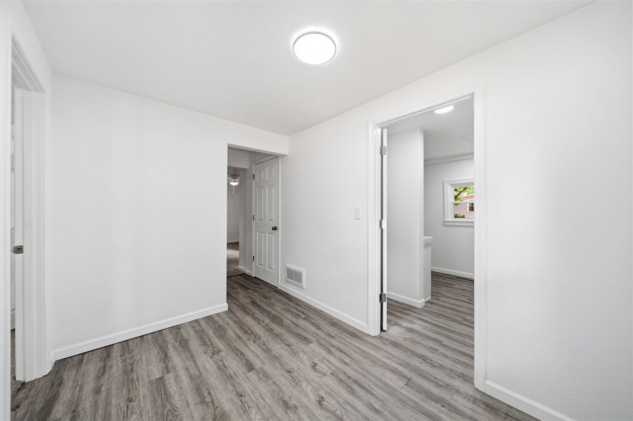 10500 Moscow Road Property Photo 30