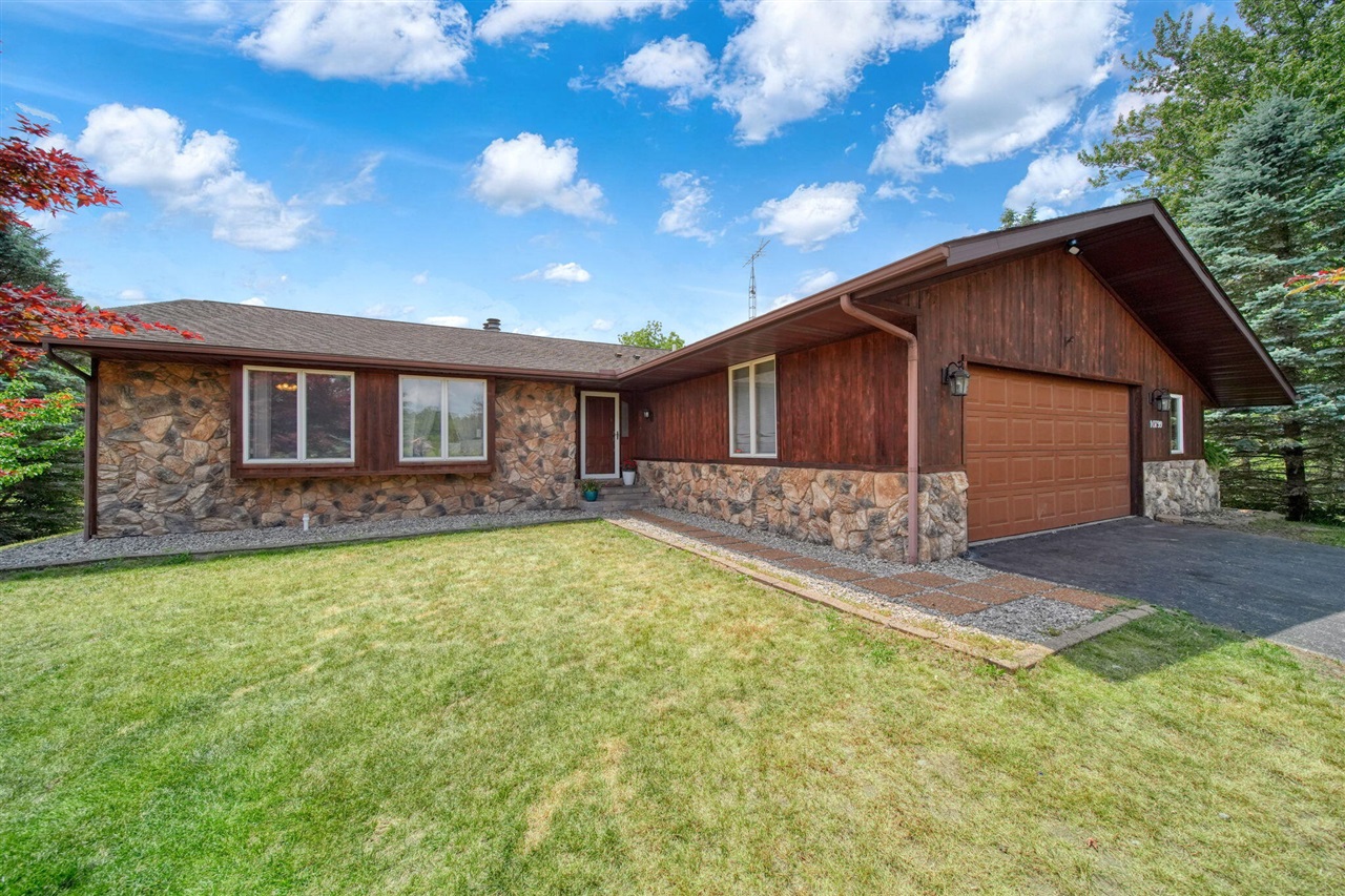10799 Austin Road Property Photo 2