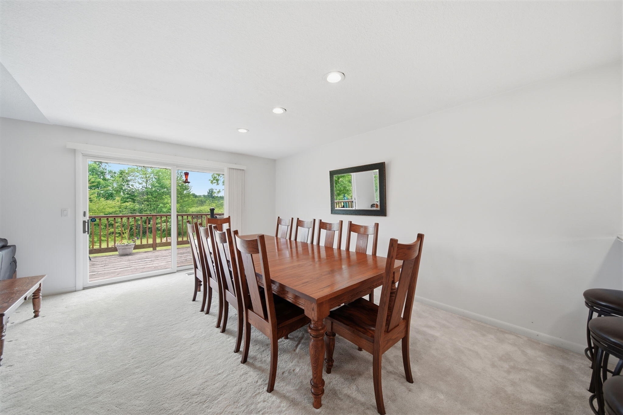 10799 Austin Road Property Photo 12