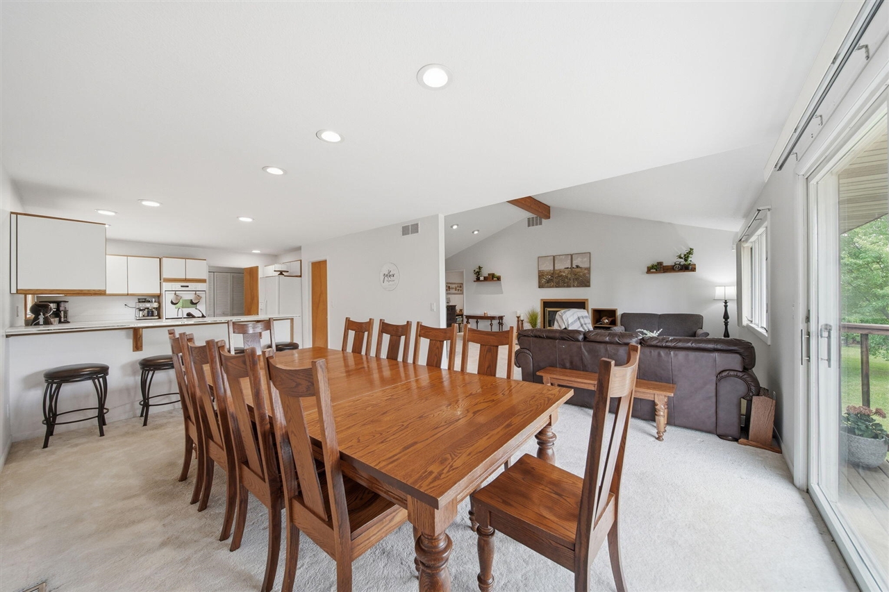 10799 Austin Road Property Photo 14
