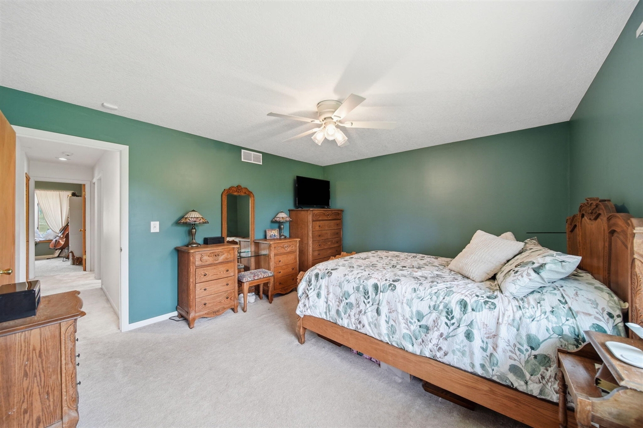 10799 Austin Road Property Photo 32