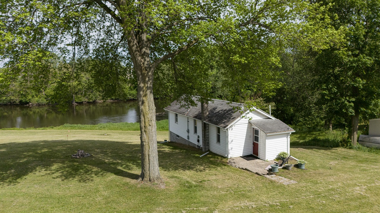 810 S Constantine Street Property Photo 1