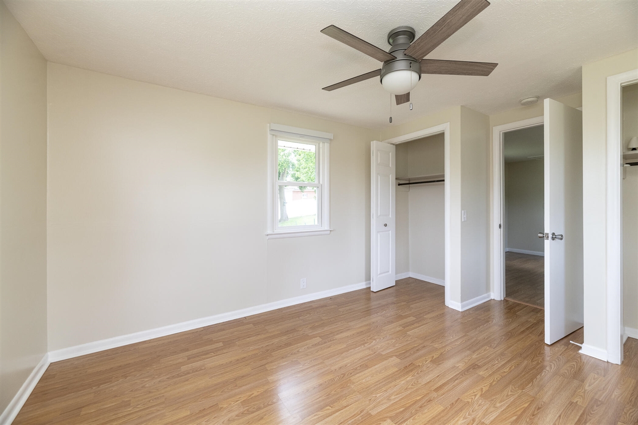 810 S Constantine Street Property Photo 19