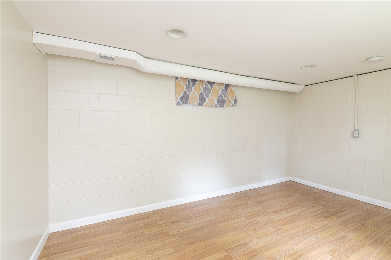 810 S Constantine Street Property Photo 25