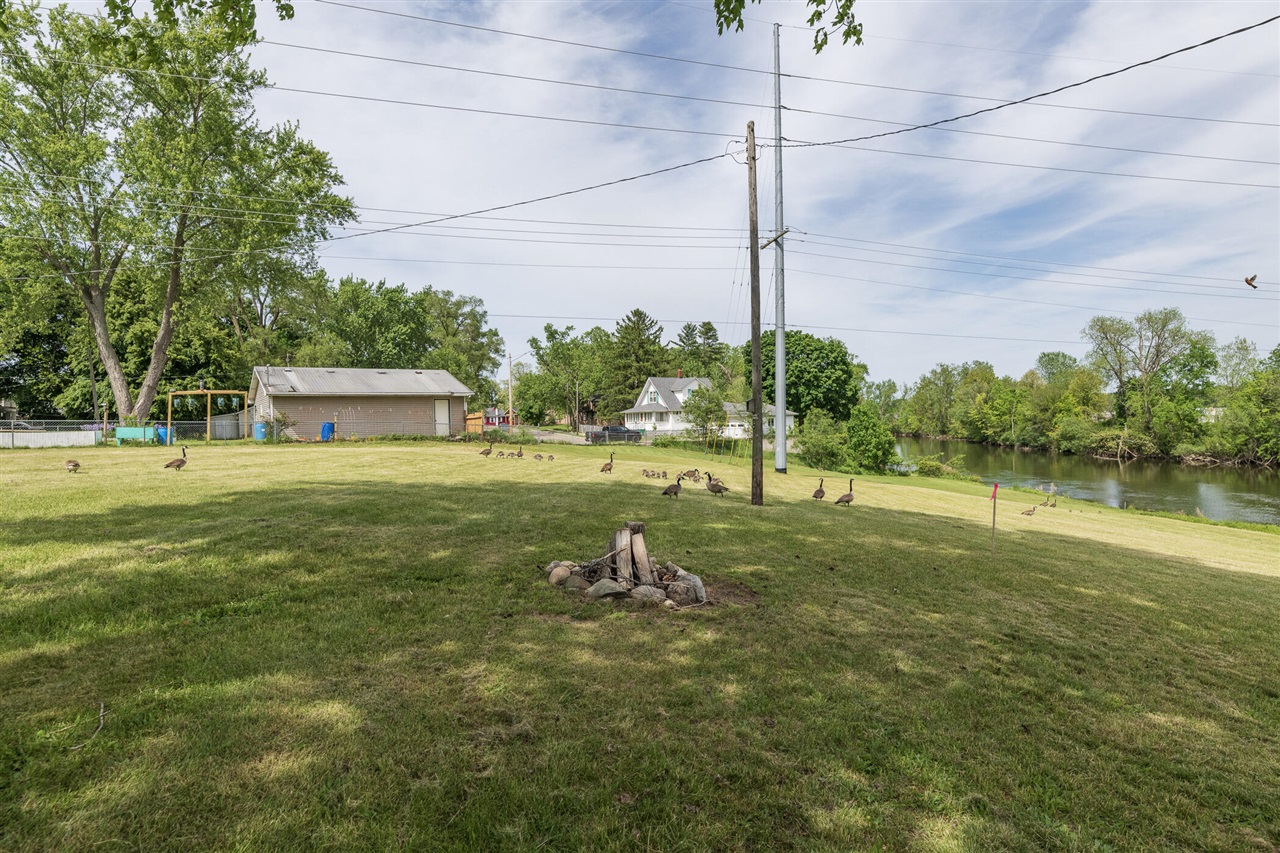 810 S Constantine Street Property Photo 29