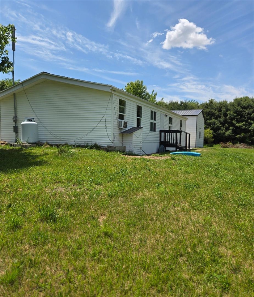 475 Tyler Road Property Photo 9