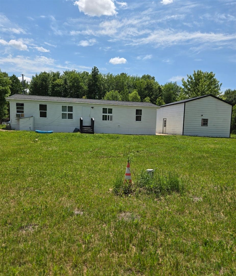 475 Tyler Road Property Photo 10