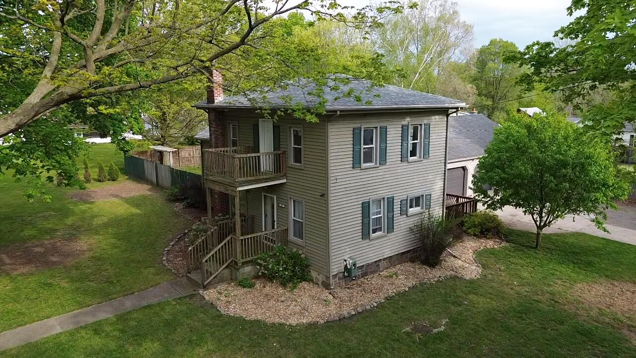 709 E Isham Street Property Photo 2