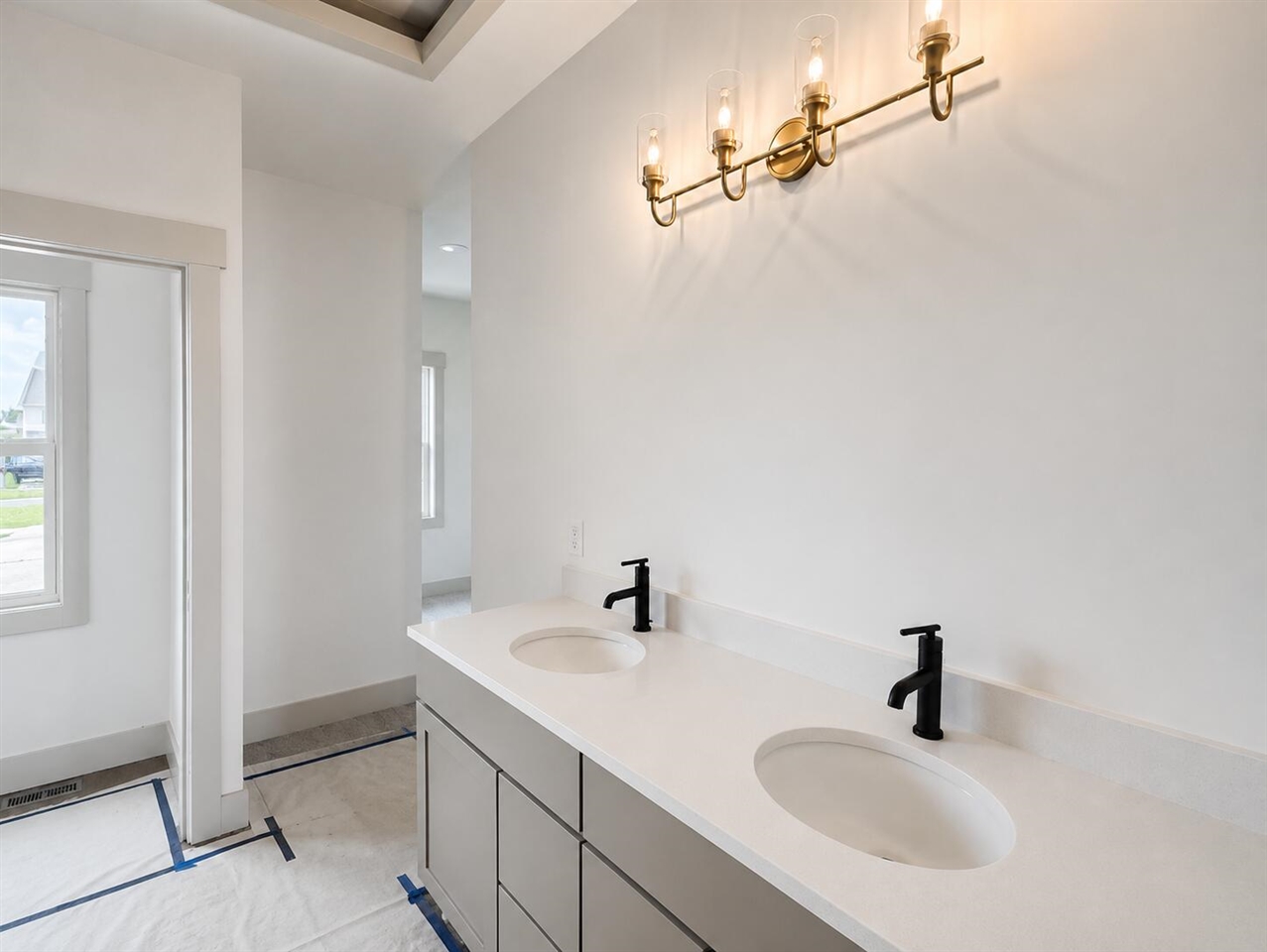 8305 Eagle Peak Drive Property Photo 10