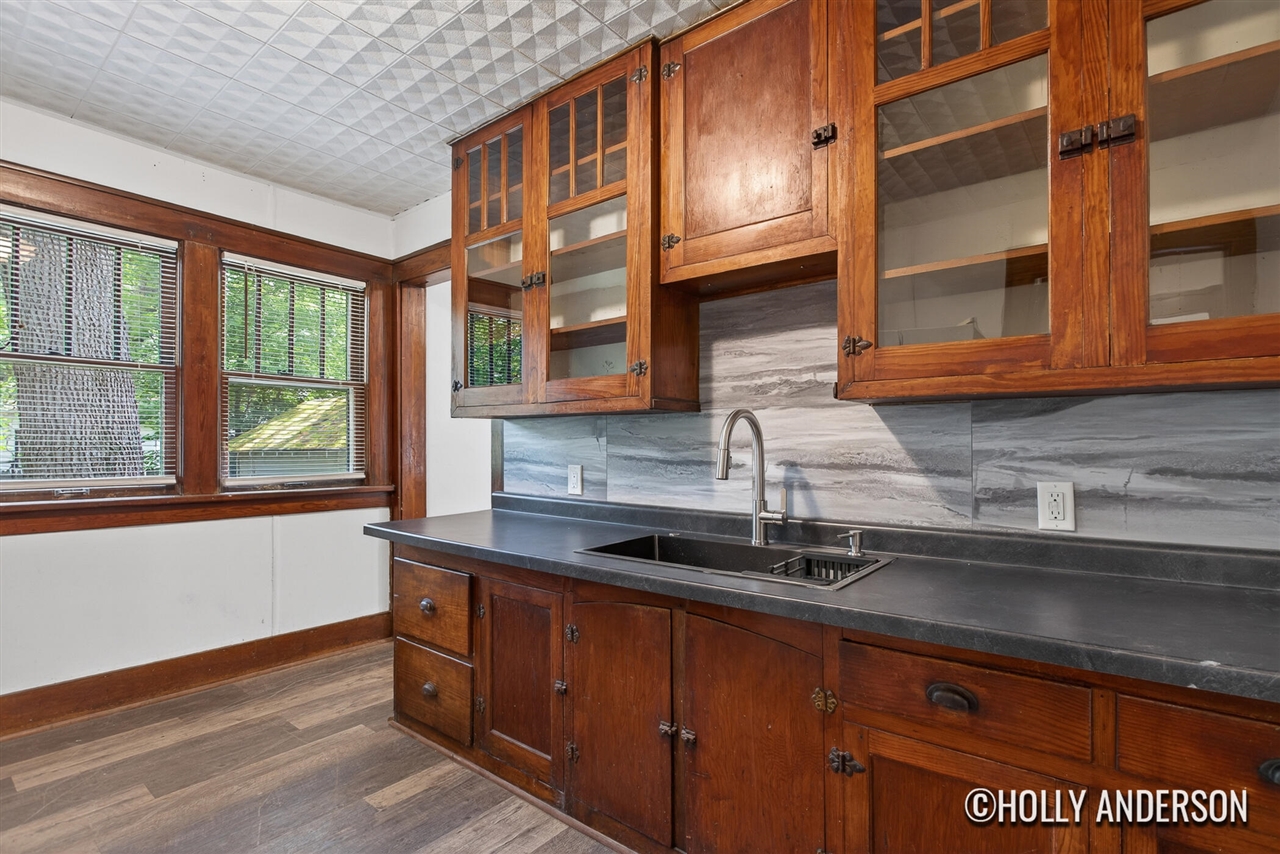 3012 9th Street Property Photo 1