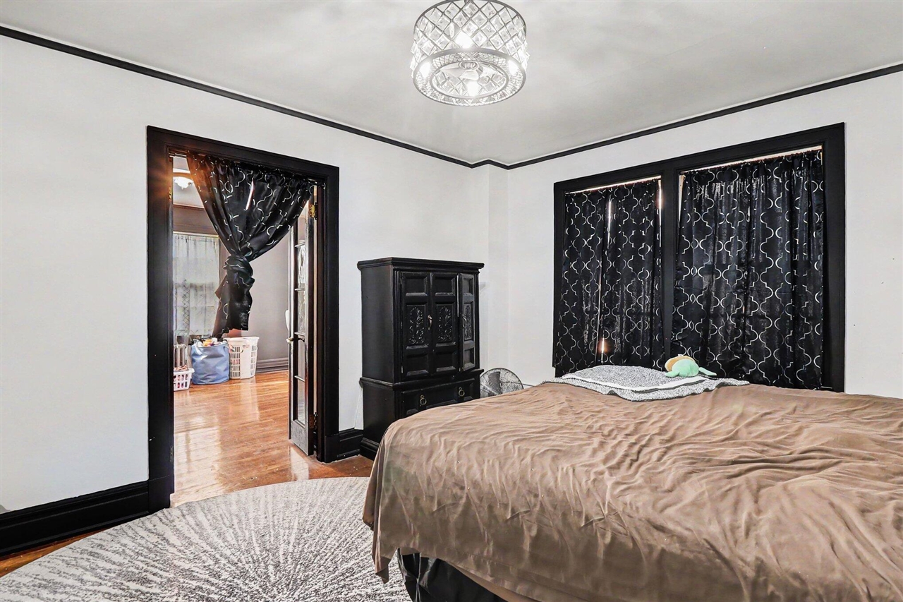 1168 W Boston Boulevard Property Photo 13