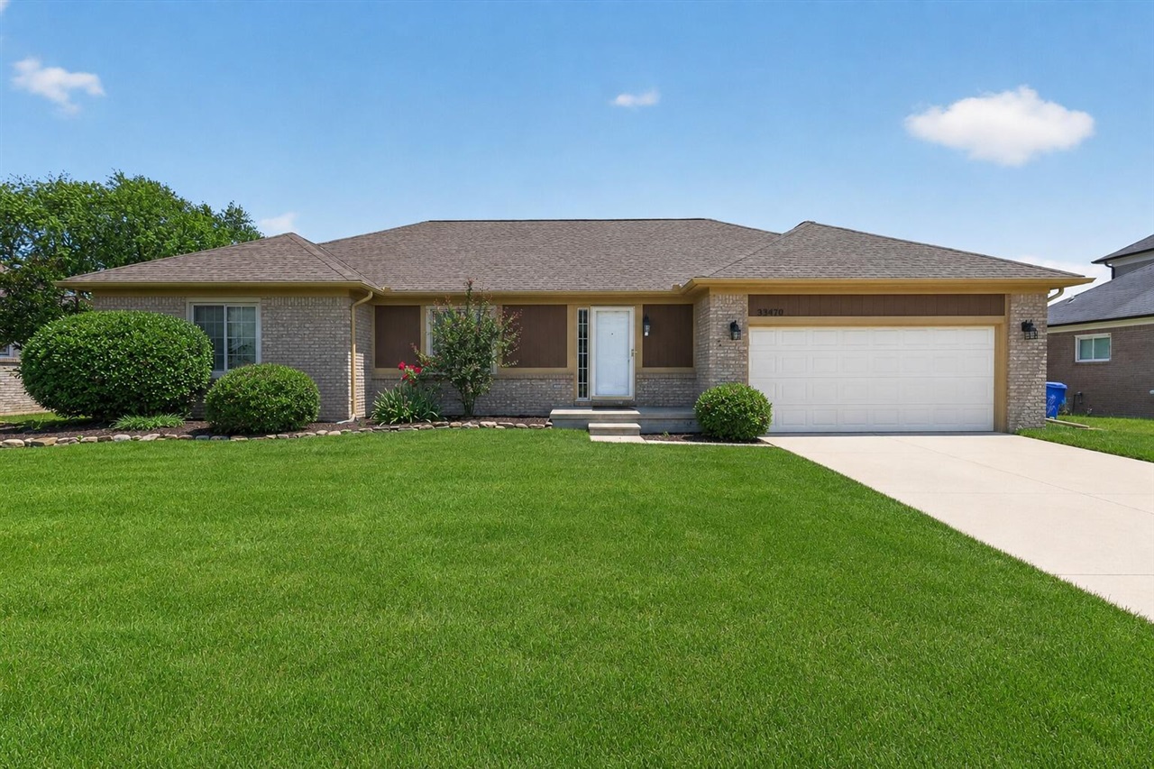 33470 Paoletti Drive Property Photo 1