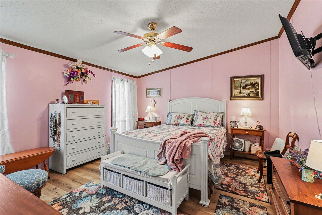 600 Peach Lane Property Photo 13