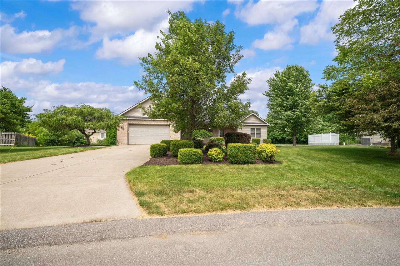 4823 Pleasant Meadow Circle Property Photo 2