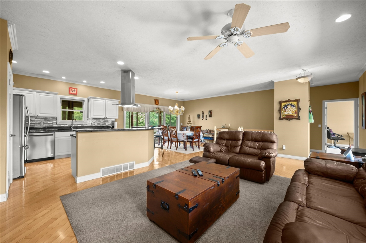 4823 Pleasant Meadow Circle Property Photo 12