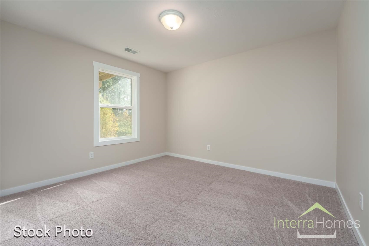 1595 N Village Circle Property Photo 24