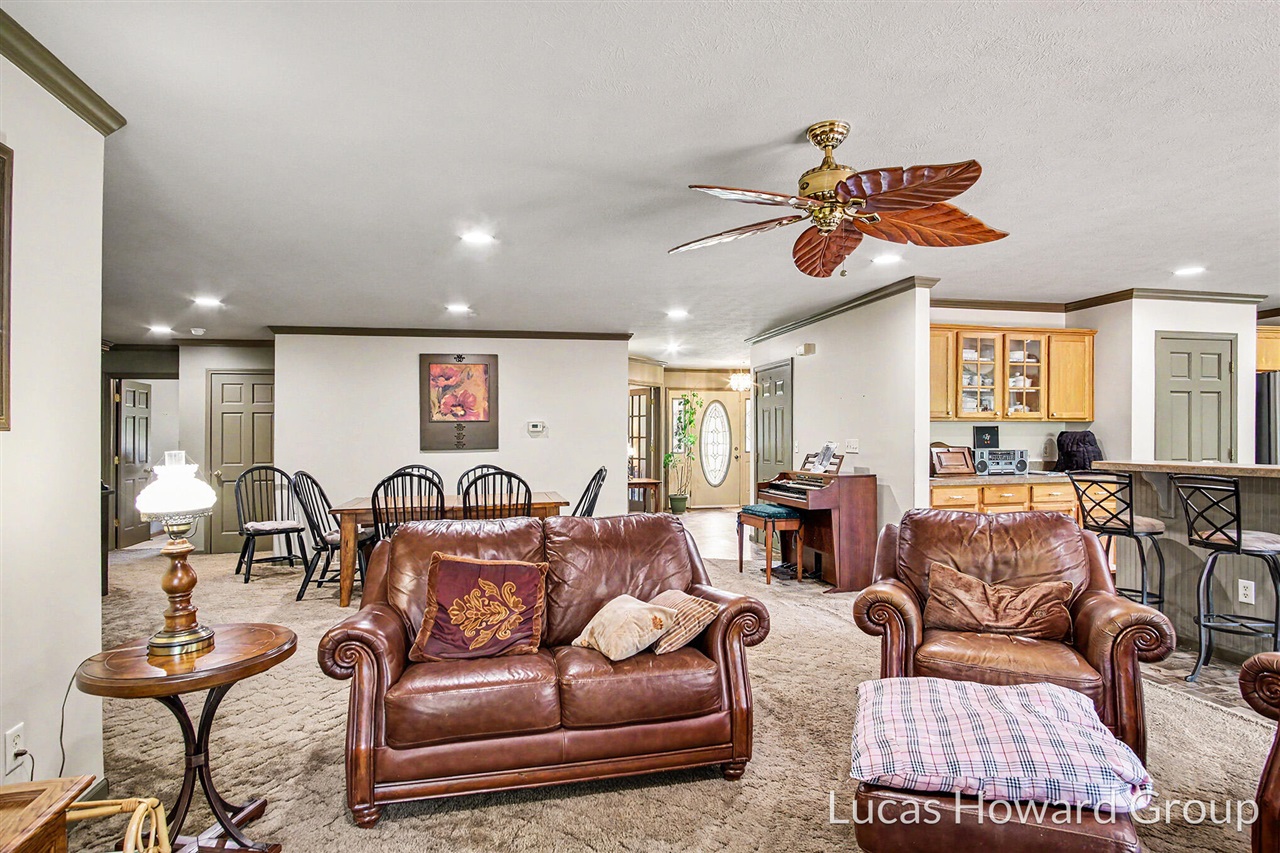 11381 W Briggs Road Property Photo 6