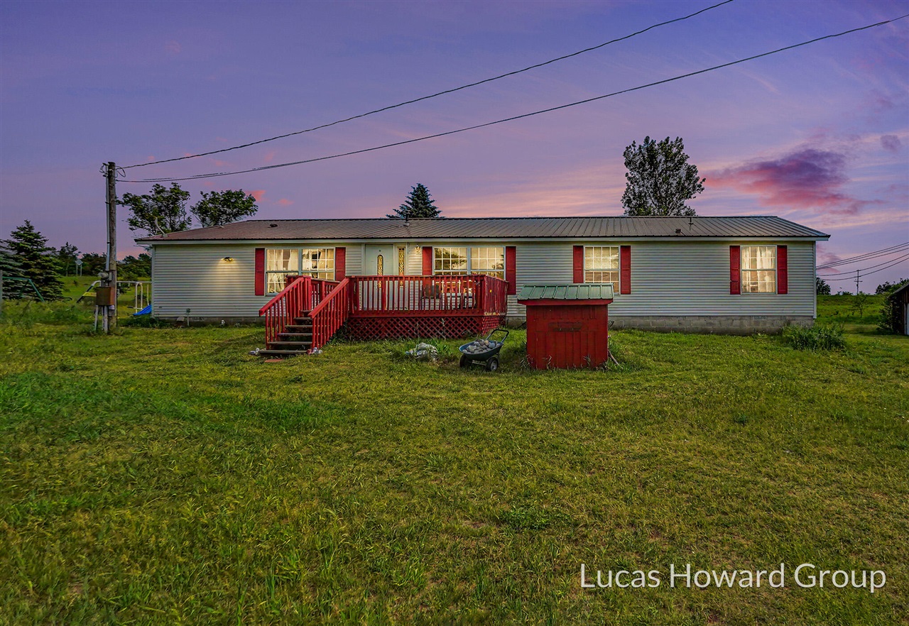 6944 S Saddler Road Property Photo 1