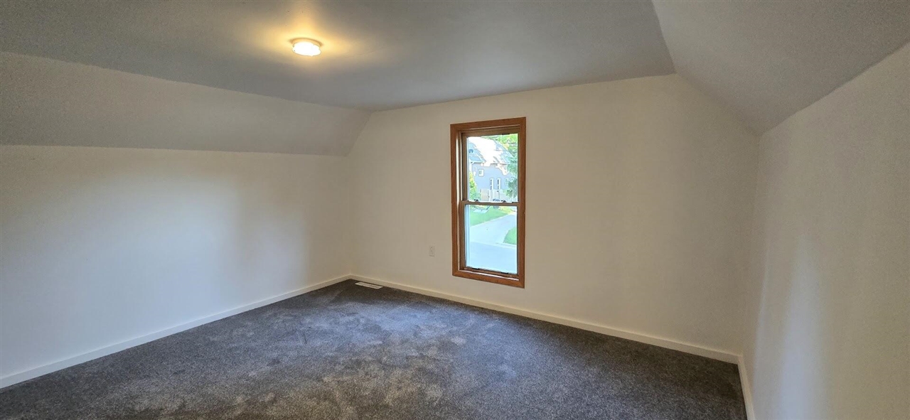 211 Forest Street Property Photo 34
