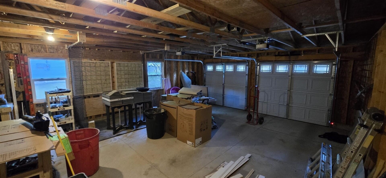 211 Forest Street Property Photo 37