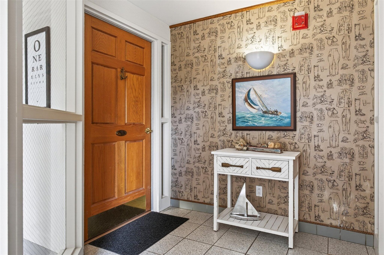 250 Water Street Property Photo 8