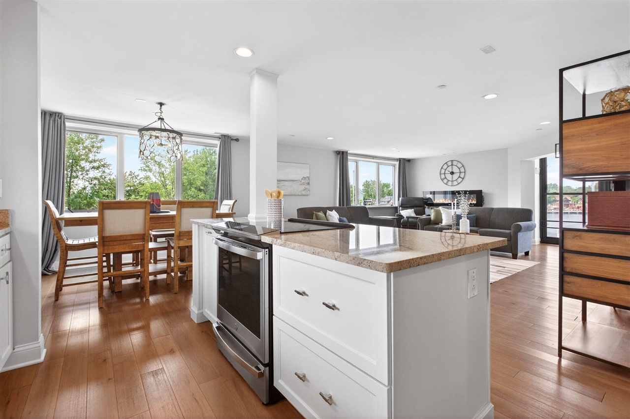 250 Water Street Property Photo 21