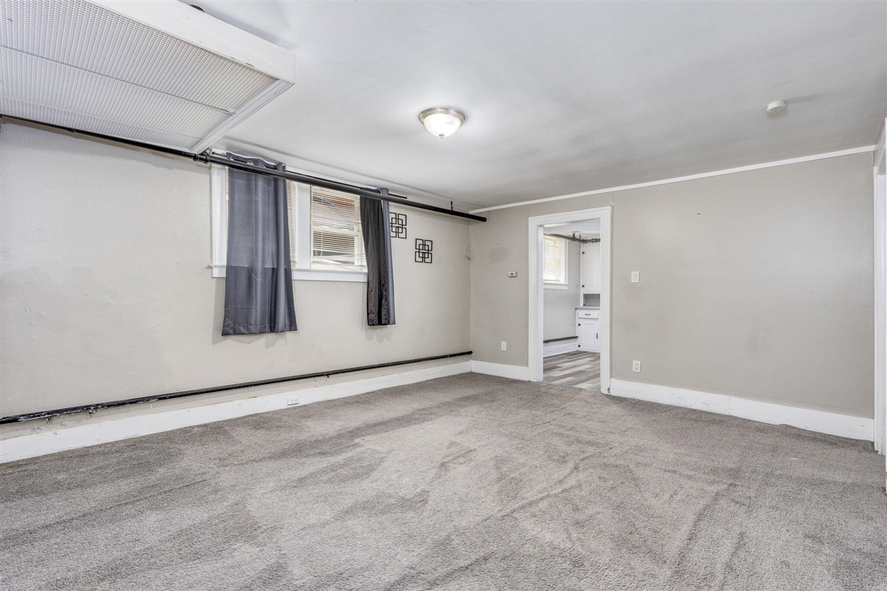 6225 Middlesex Street Property Photo 12