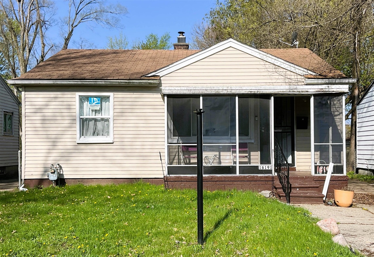 16191 Salem Property Photo 1
