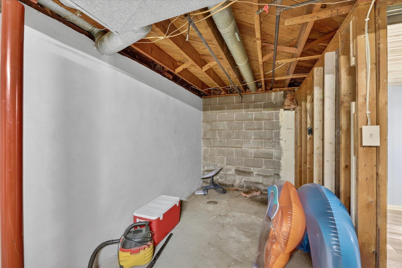 67930 Days Landing Property Photo 32