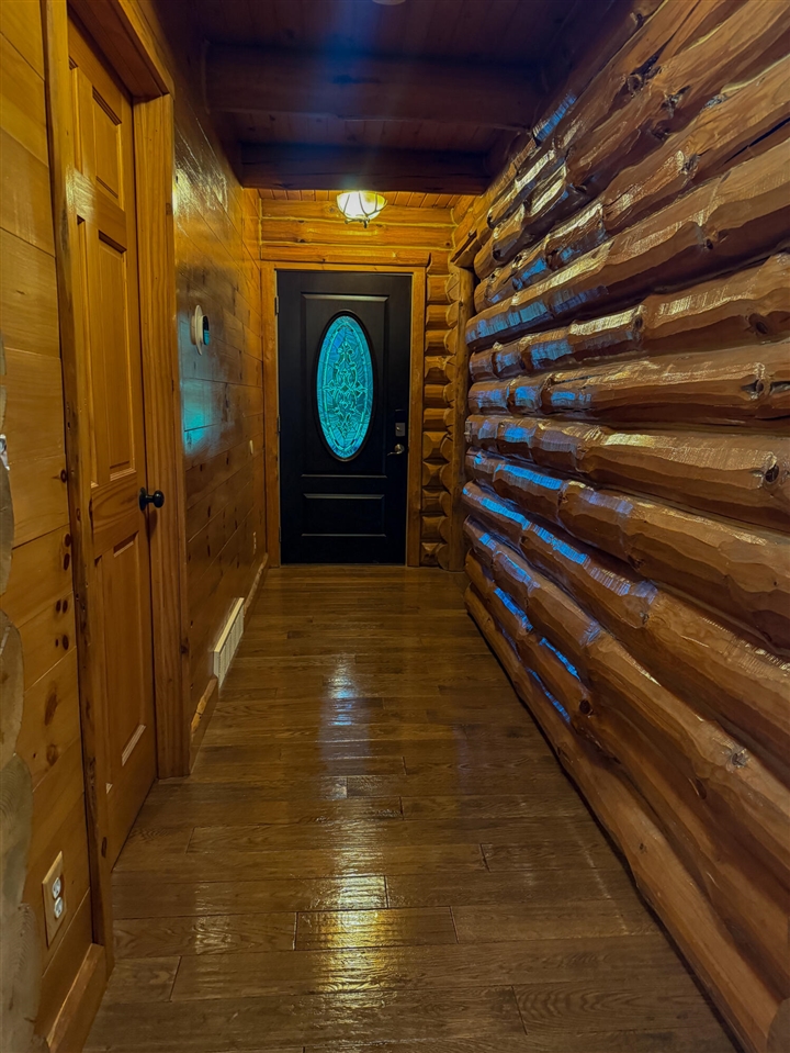 15778 Peters Farm Road Property Photo 8