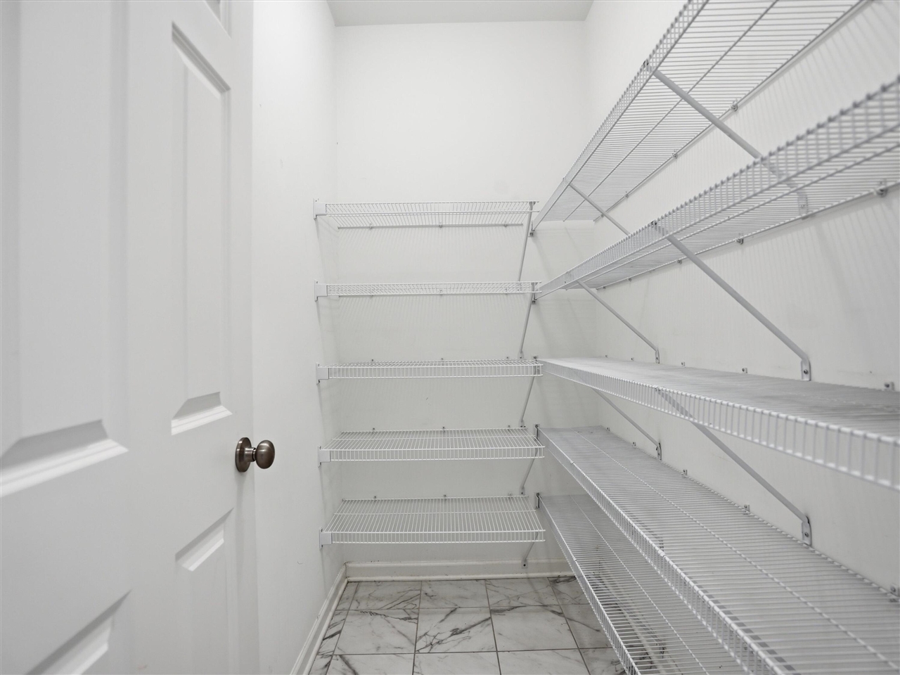 430 Pineway Drive Property Photo 24